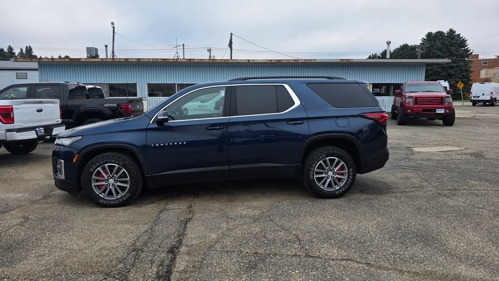 Used 2023 Chevrolet Traverse LT SUV