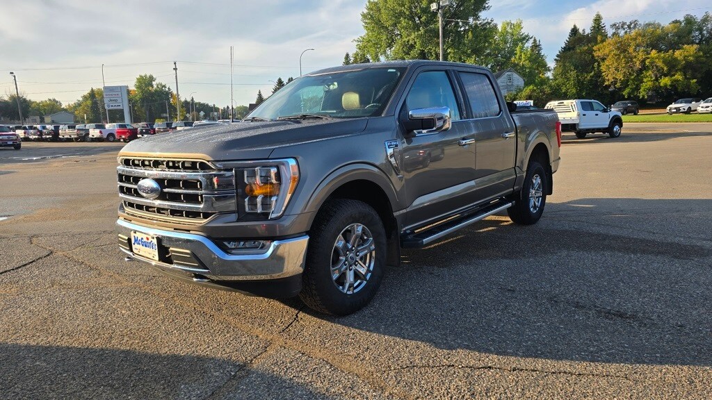 2023 Ford F-150 Lariat photo 2
