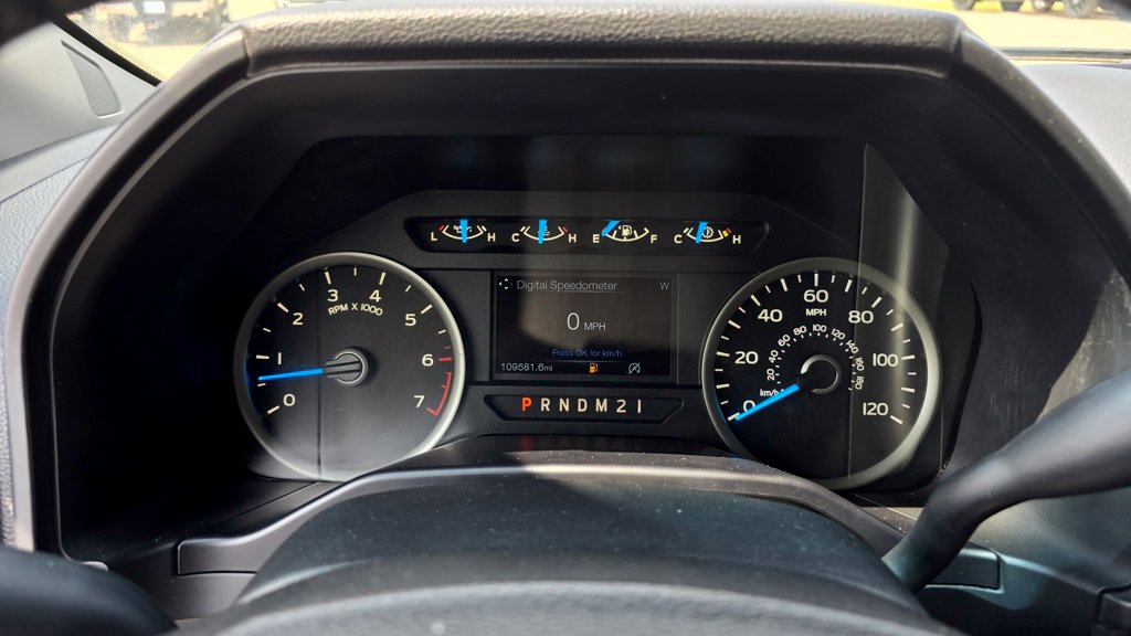 2015 Ford F-150 XLT - Photo 12