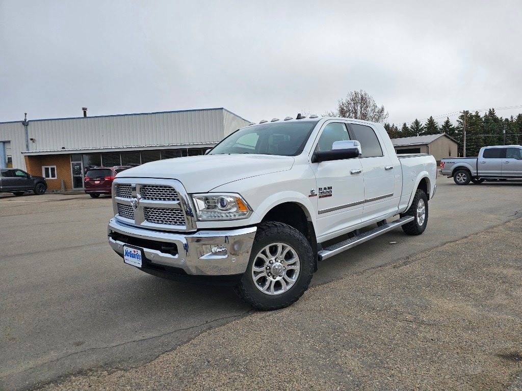 Used 2018 RAM Ram 3500 Pickup Laramie with VIN 3C63R3ML9JG334959 for sale in Minot, ND