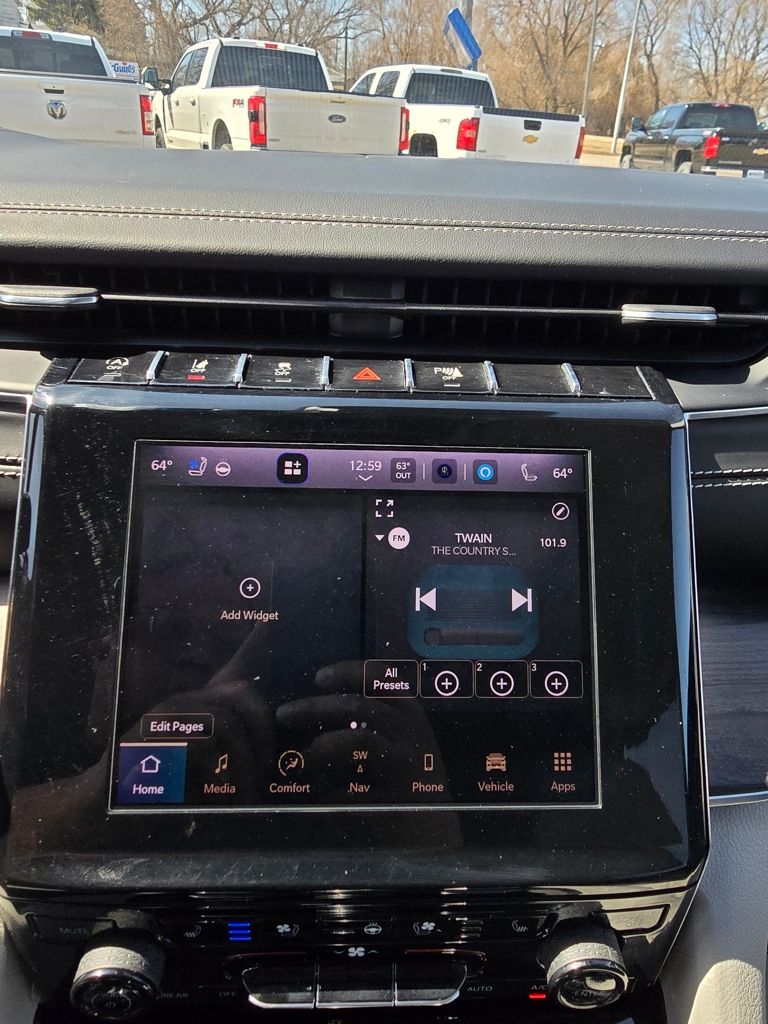 2022 Jeep Grand Cherokee Overland - Photo 26