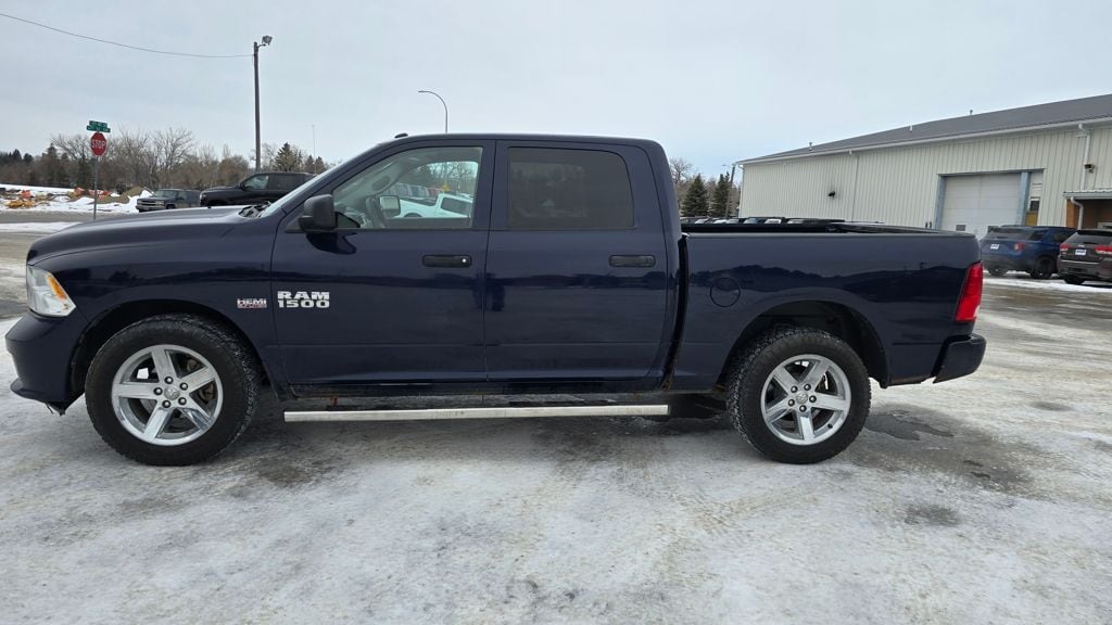 2017 RAM 1500 Express 4x4 Crew Cab 5'7's photo