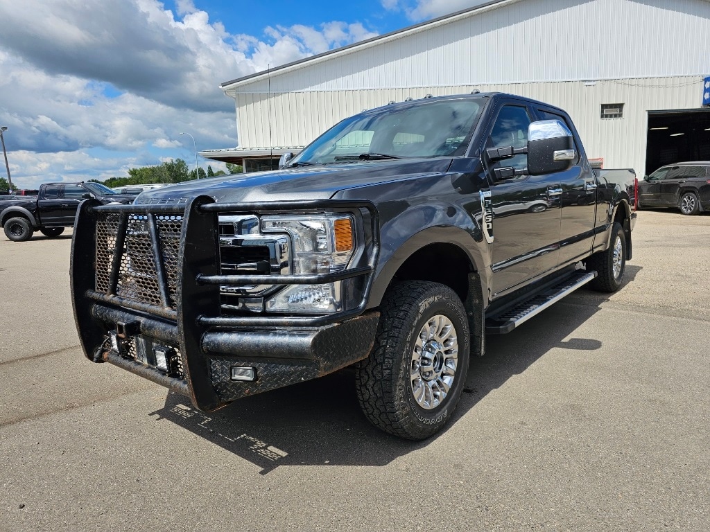 Used 2020 Ford F-250 Super Duty Lariat with VIN 1FT7W2BN5LEE06915 for sale in Minot, ND