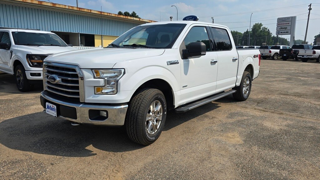 2015 Ford F-150 XLT photo 2