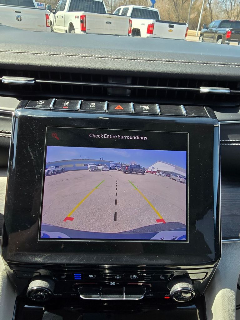2022 Jeep Grand Cherokee Overland - Photo 25