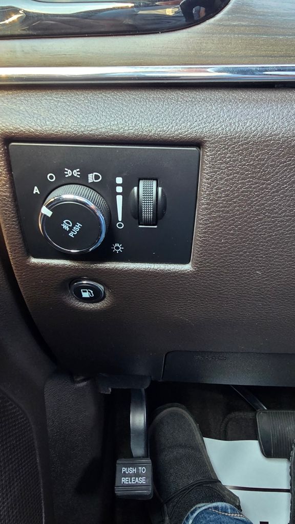 2019 Jeep Grand Cherokee Overland - Photo 21