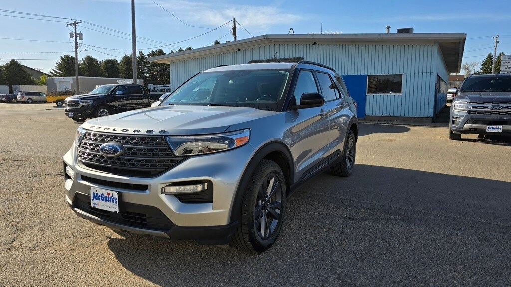 2022 Ford Explorer XLT photo 2