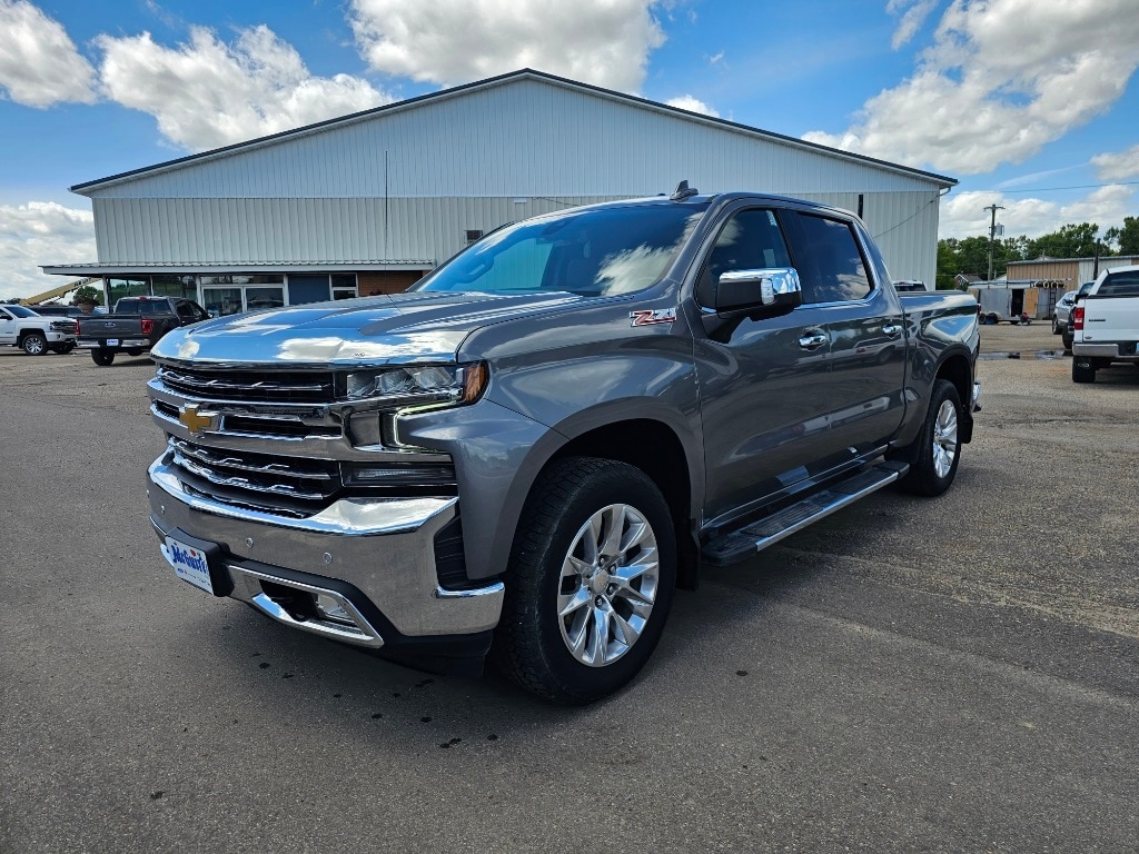 Used 2021 Chevrolet Silverado 1500 LTZ with VIN 3GCUYGED6MG428591 for sale in Minot, ND