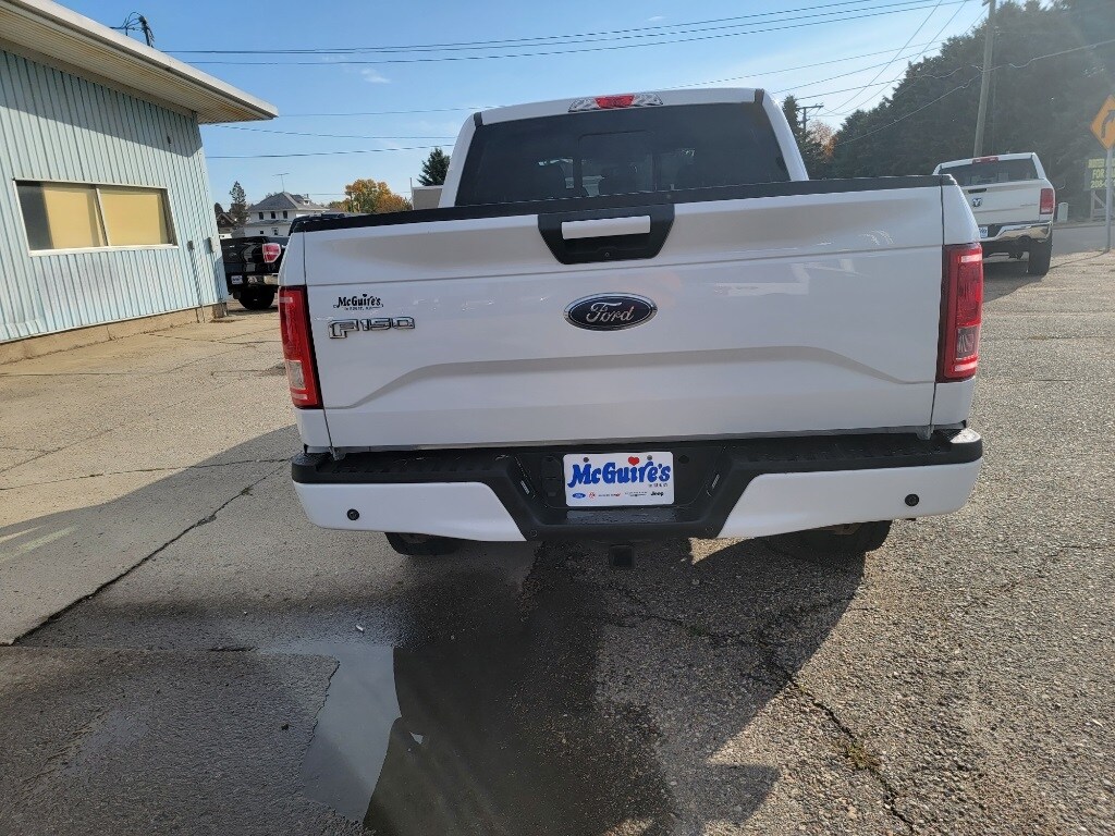 2016 Ford F-150 XLT photo 4