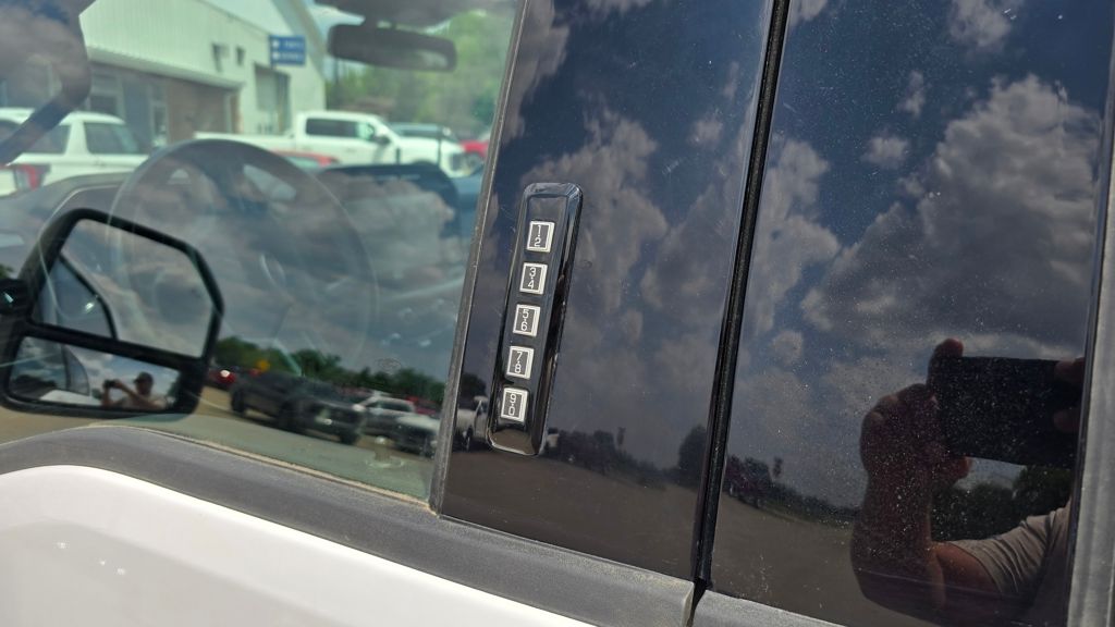 2023 Ford F-150 XLT - Photo 15