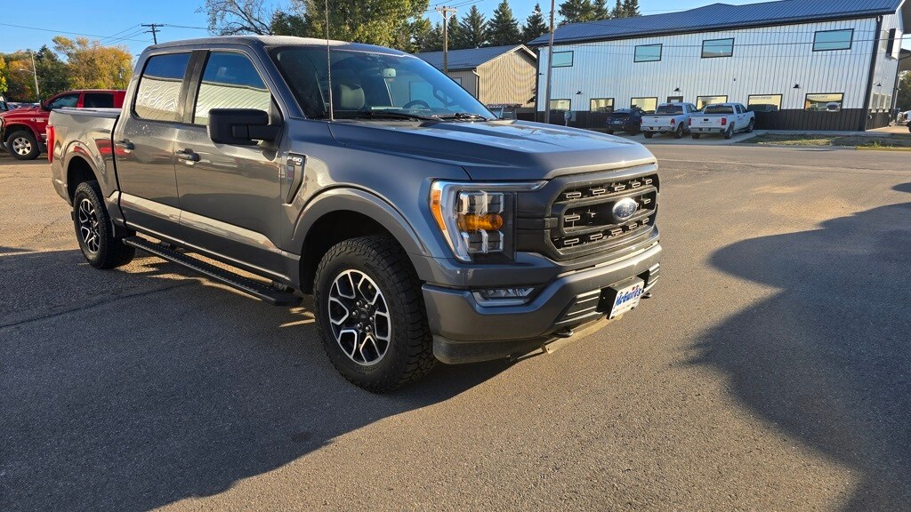 2021 Ford F-150 XLT photo 4