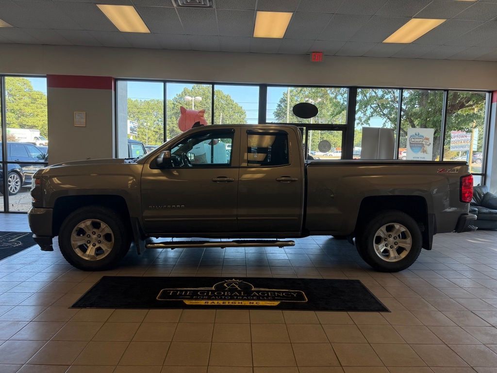 Used 2017 Chevrolet Silverado 1500 LT Truck