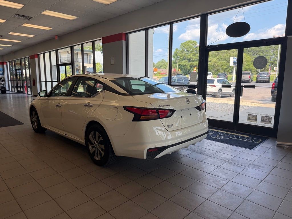 Used 2024 Nissan Altima 2.5 S Sedan