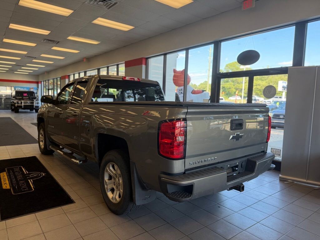 Used 2017 Chevrolet Silverado 1500 LT Truck