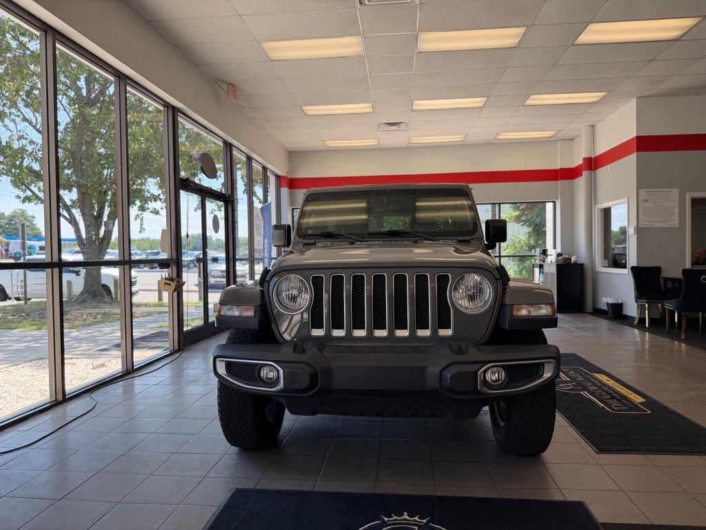 Used 2018 Jeep Wrangler Unlimited Sahara SUV