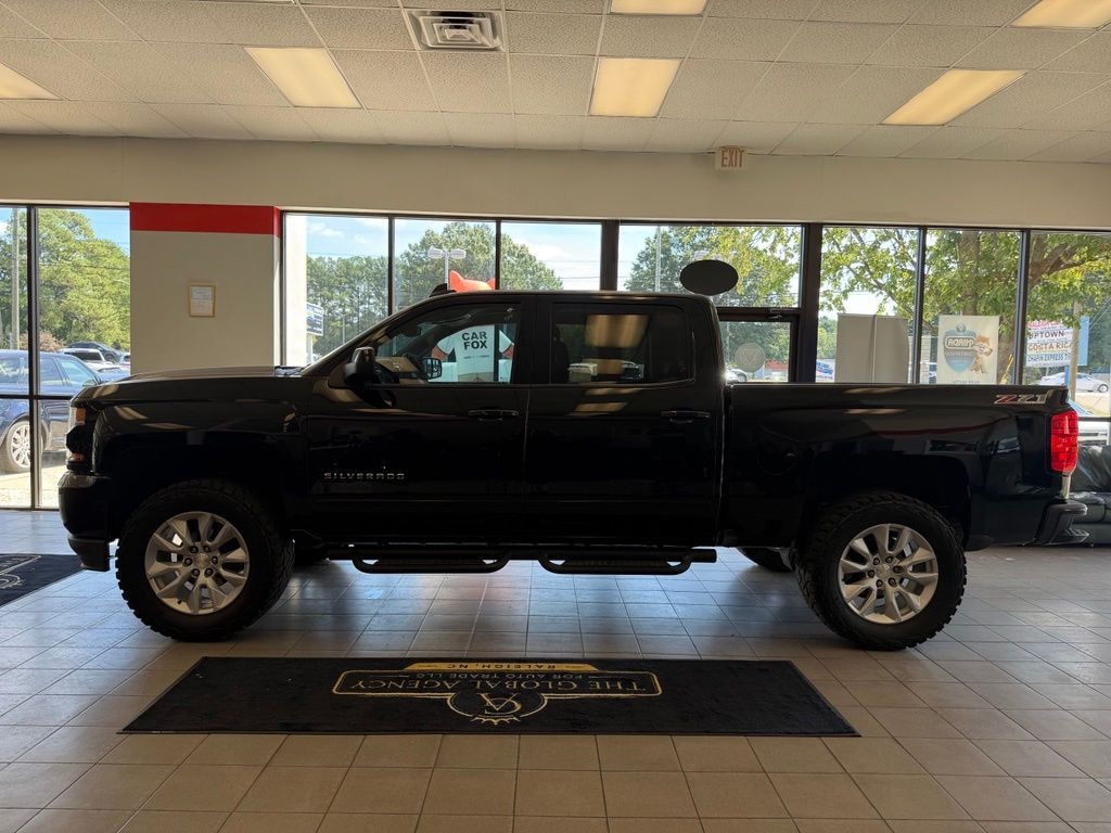 Used 2017 Chevrolet Silverado 1500 LT Truck