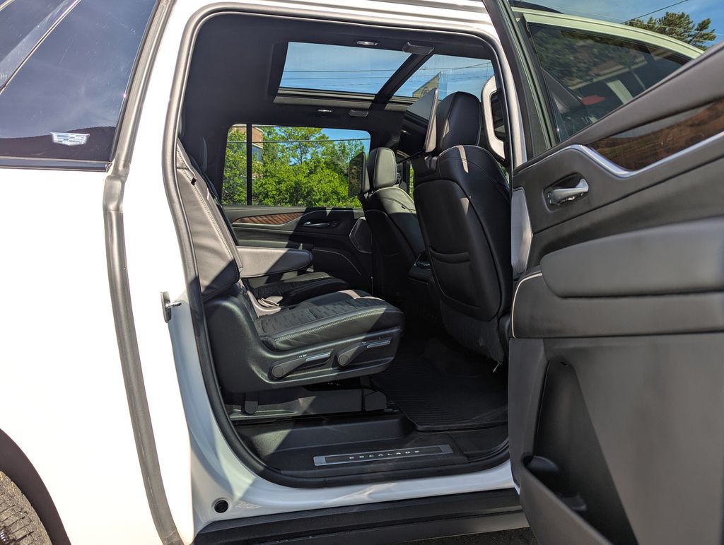 2022 Cadillac Escalade ESV Sport Platinum - Photo 55