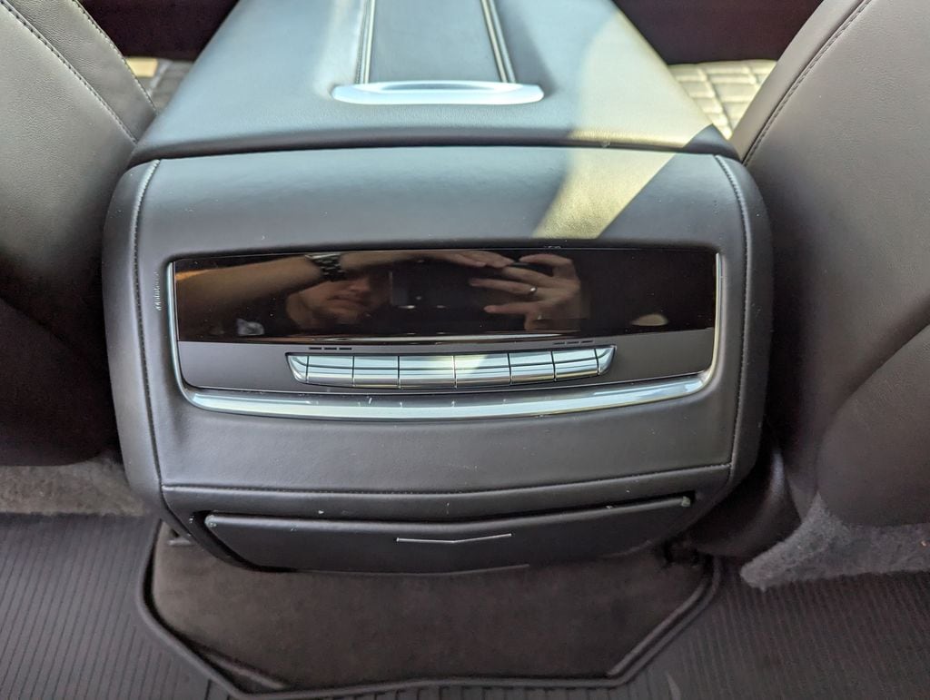 2022 Cadillac Escalade ESV Sport Platinum - Photo 50
