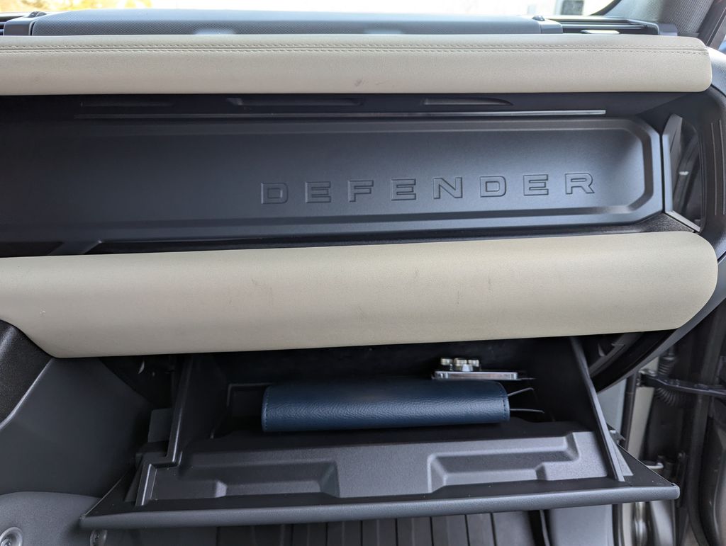 2023 Land Rover Defender X-Dynamic SE - Photo 37