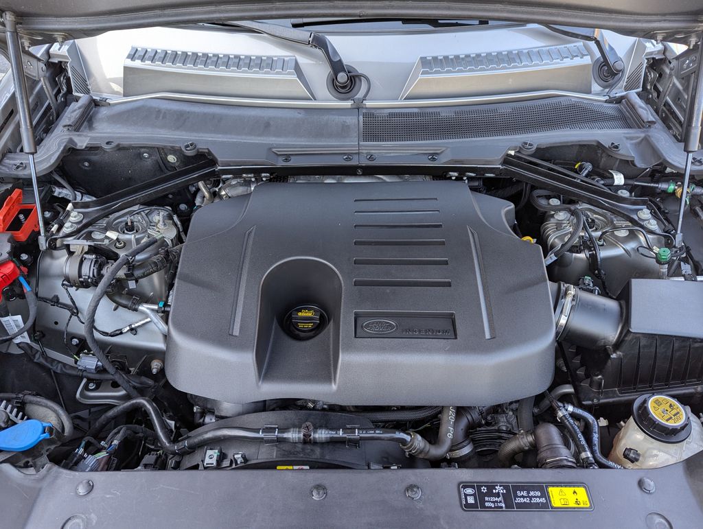 2023 Land Rover Defender X-Dynamic SE - Photo 52