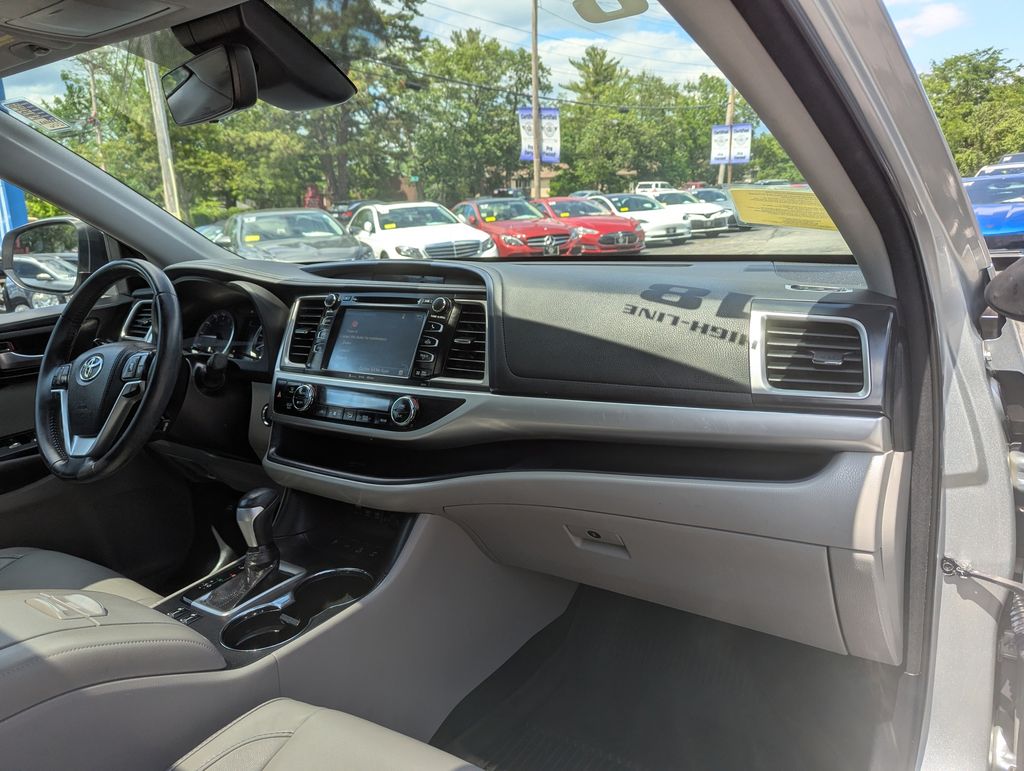 2018 Toyota Highlander XLE - Photo 34