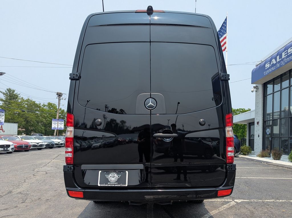 2017 Mercedes-Benz Sprinter Cargo Van Base - Photo 7