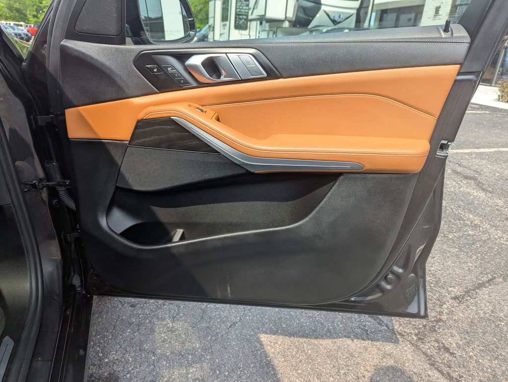 2022 BMW X7 40i - Photo 36