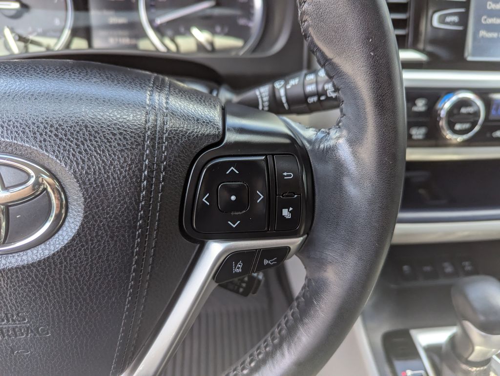 2018 Toyota Highlander XLE - Photo 17