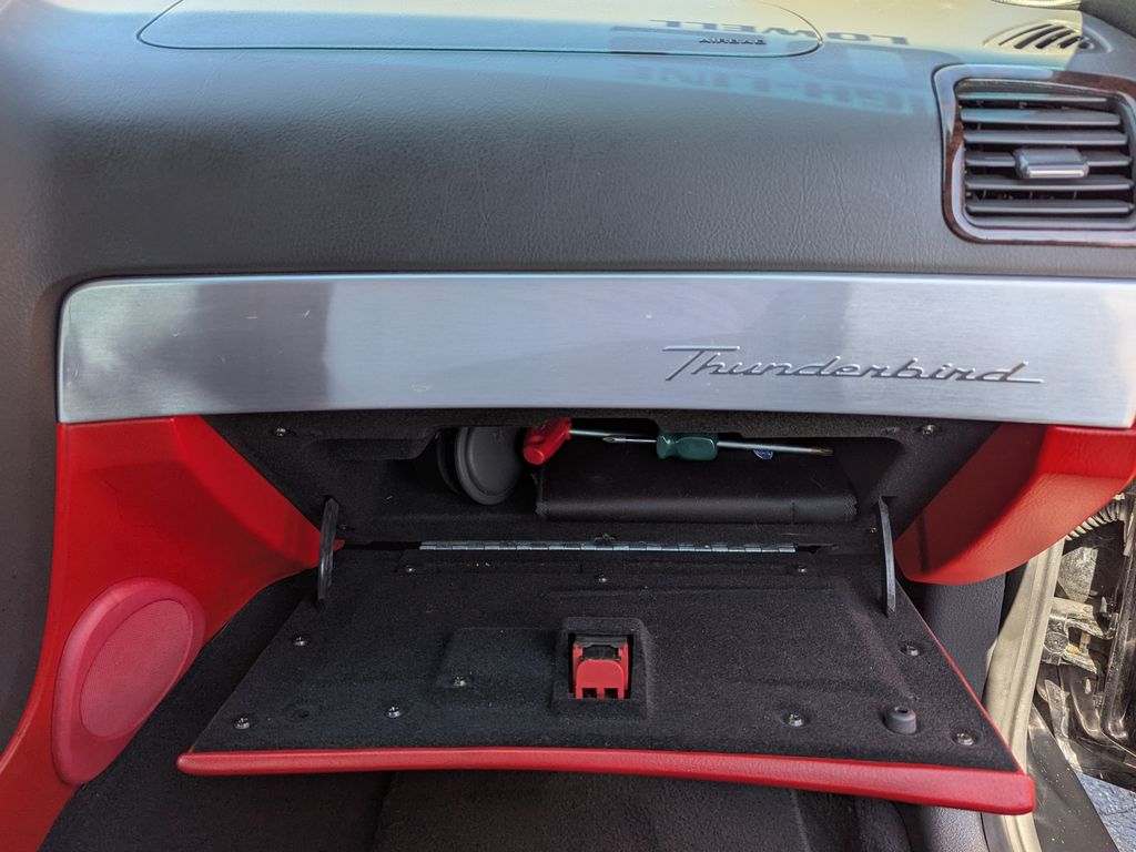 2002 Ford Thunderbird Premium - Photo 42