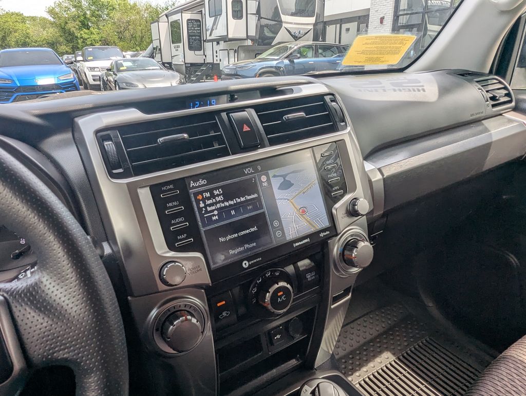 2022 Toyota 4Runner Trail - Photo 23