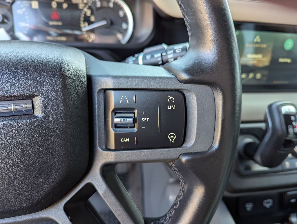 2023 Land Rover Defender X-Dynamic SE - Photo 18