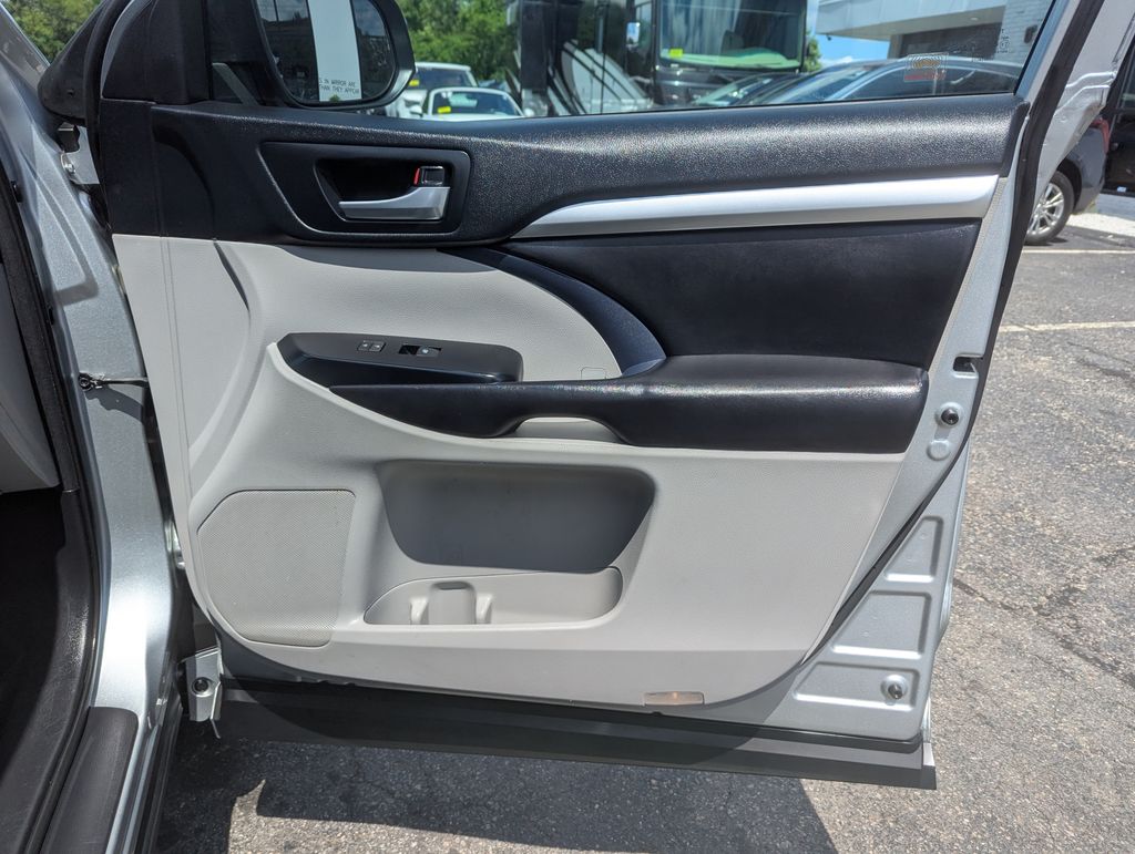 2018 Toyota Highlander XLE - Photo 33