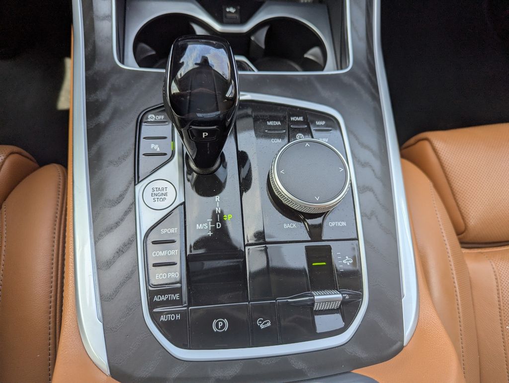 2022 BMW X7 40i - Photo 27