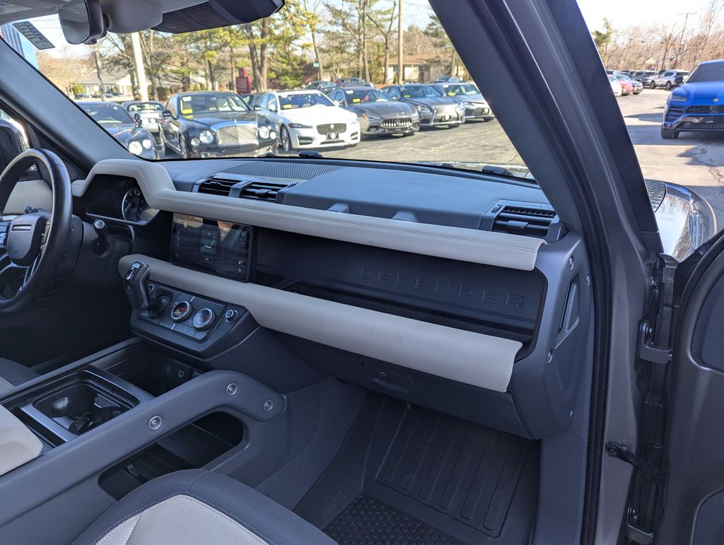 2023 Land Rover Defender X-Dynamic SE - Photo 35