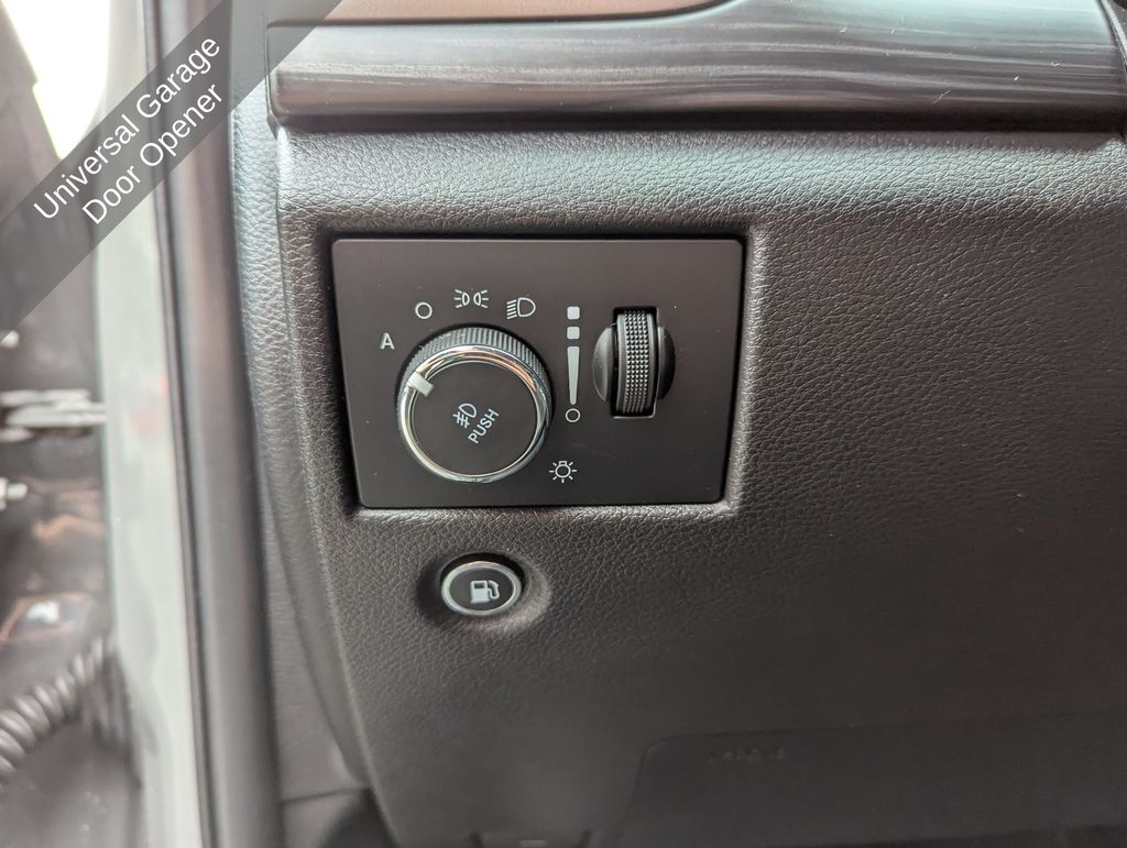 2020 Jeep Grand Cherokee Altitude - Photo 18