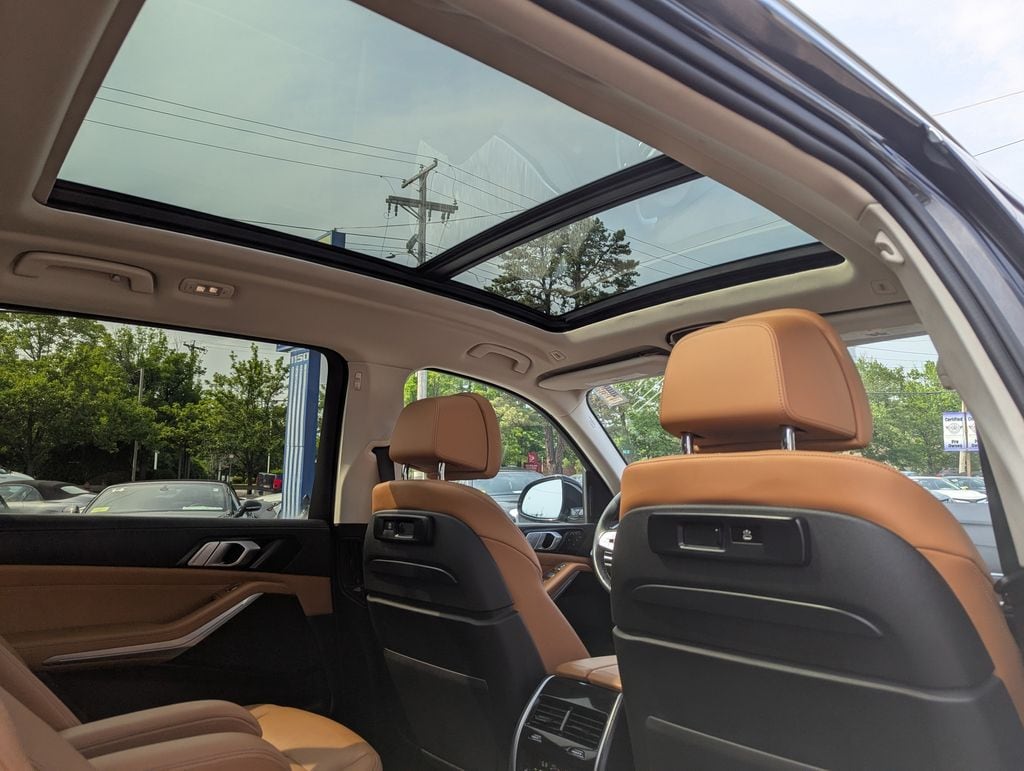 2022 BMW X7 40i - Photo 51
