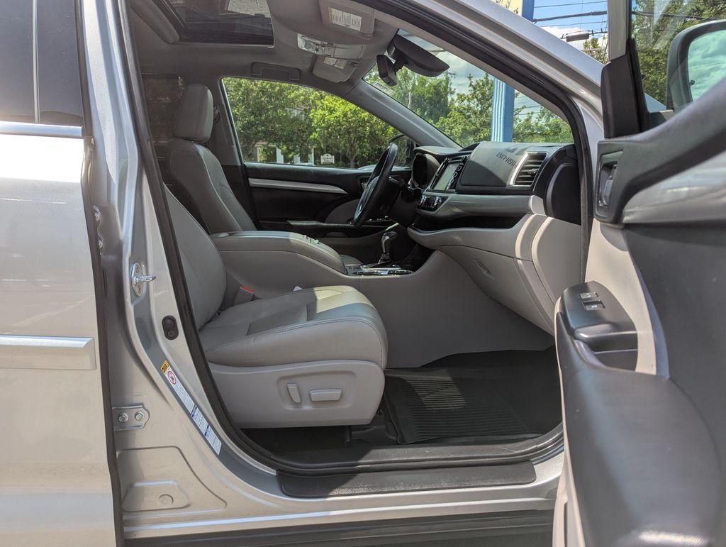 2018 Toyota Highlander XLE - Photo 34