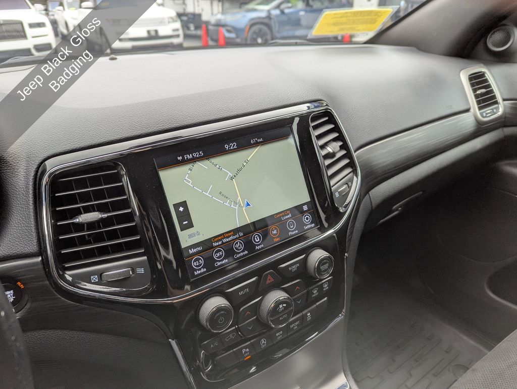 2020 Jeep Grand Cherokee Altitude - Photo 25