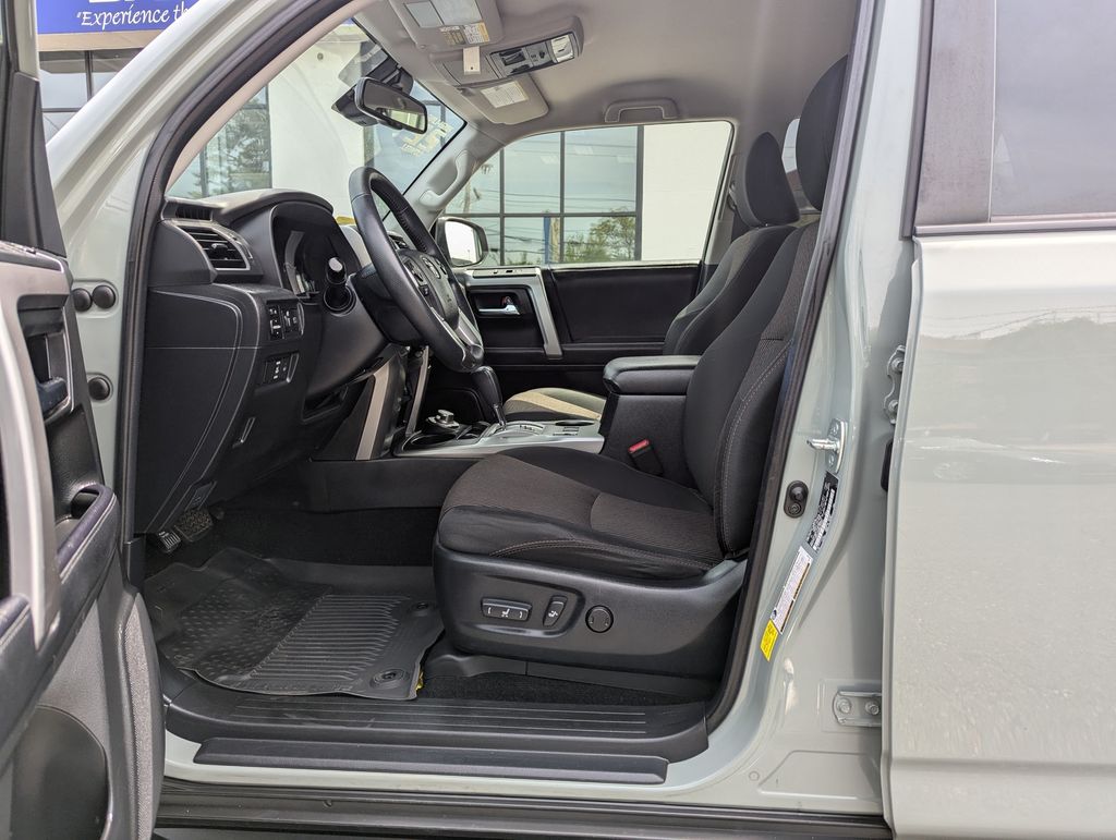 2022 Toyota 4Runner Trail - Photo 13
