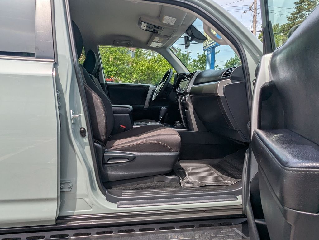 2022 Toyota 4Runner Trail - Photo 38
