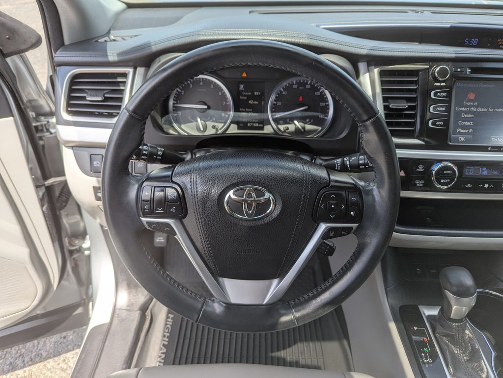 2018 Toyota Highlander XLE - Photo 15