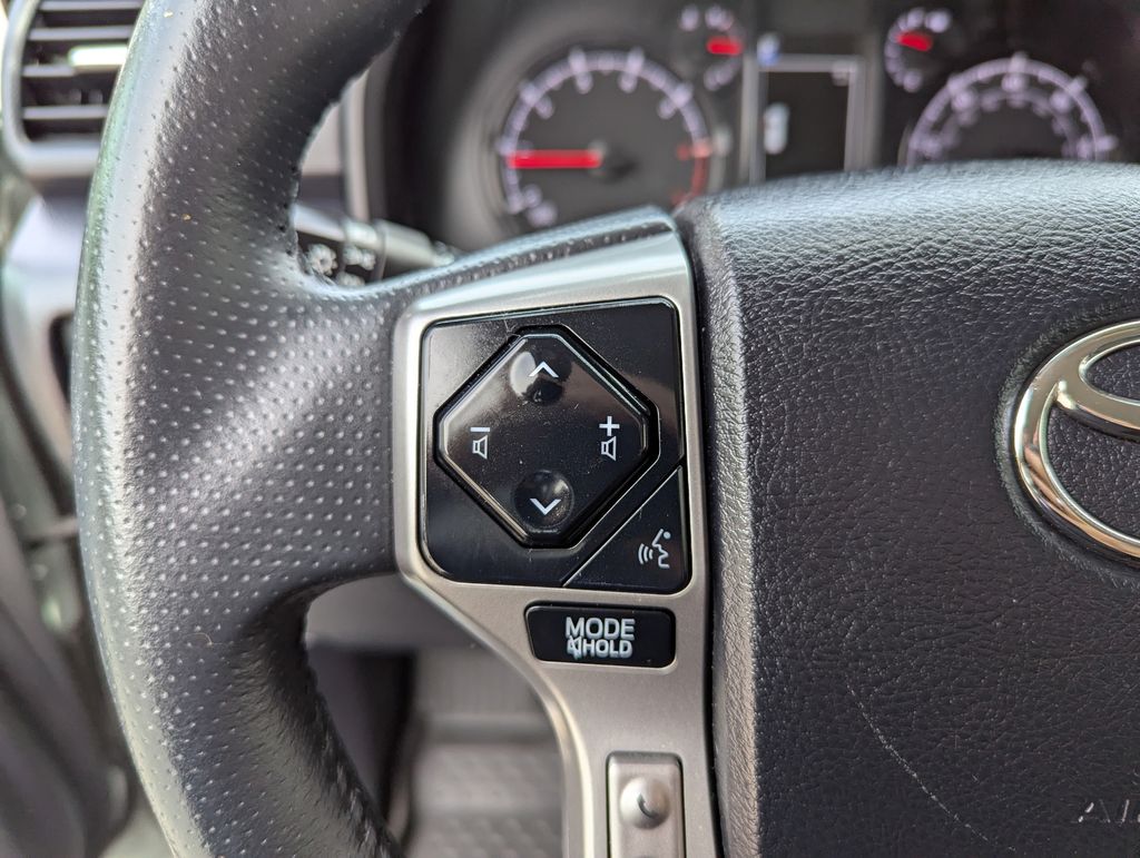 2022 Toyota 4Runner Trail - Photo 17