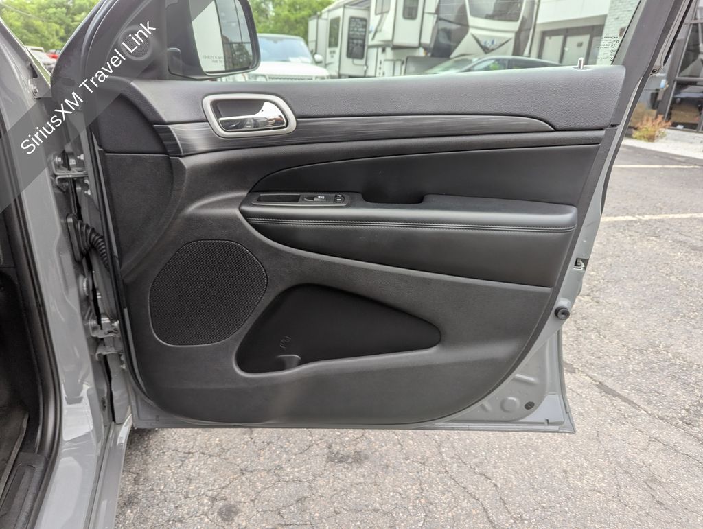 2020 Jeep Grand Cherokee Altitude - Photo 37