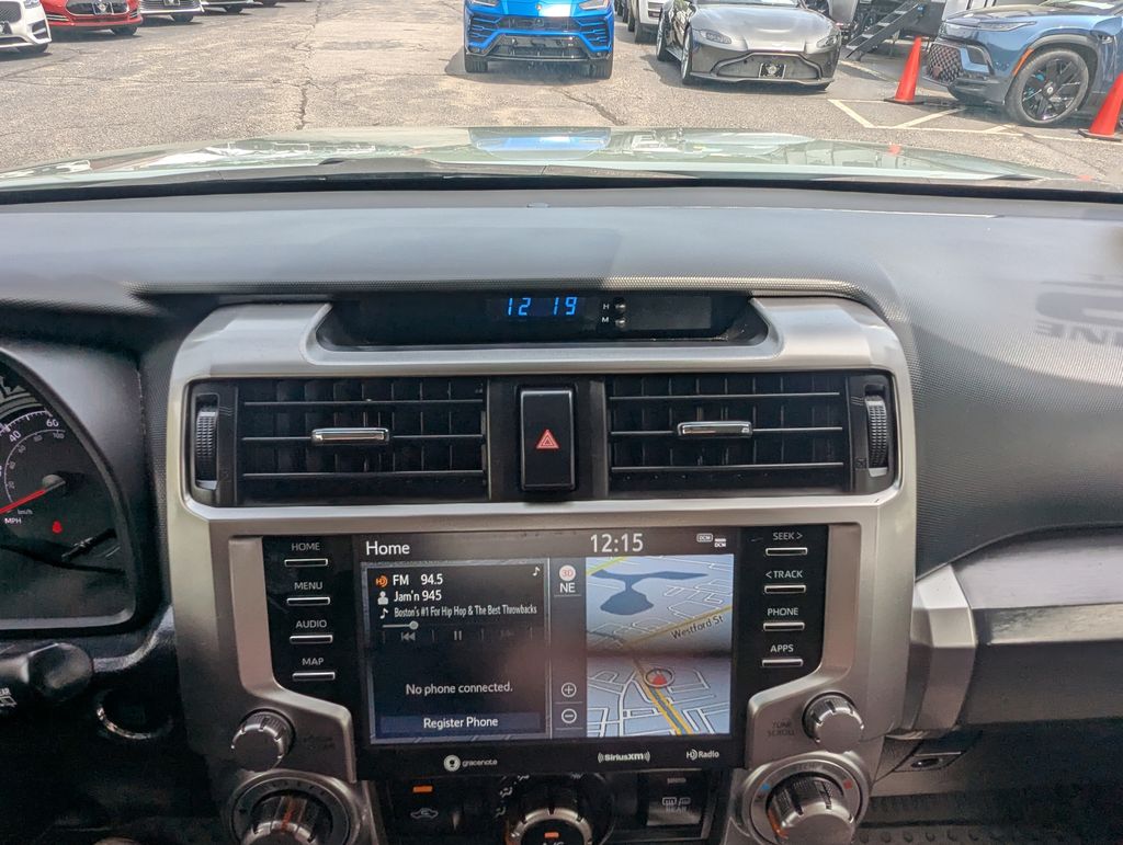 2022 Toyota 4Runner Trail - Photo 24