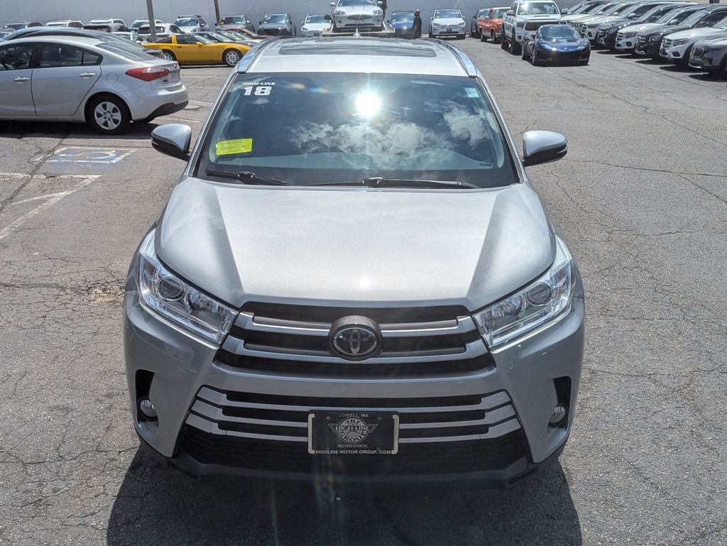 2018 Toyota Highlander XLE - Photo 3