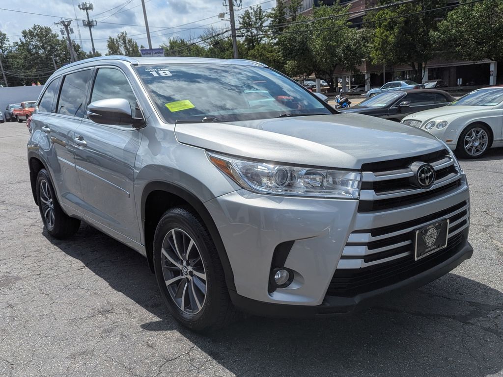 2018 Toyota Highlander XLE - Photo 5