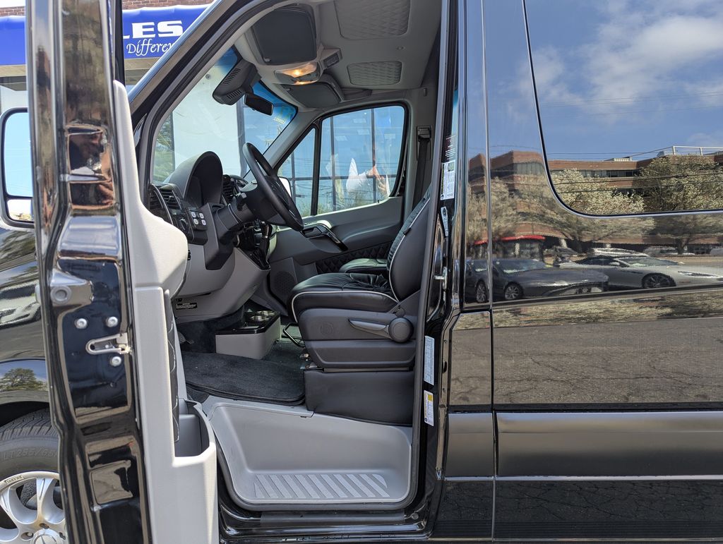 2017 Mercedes-Benz Sprinter Cargo Van Base - Photo 10