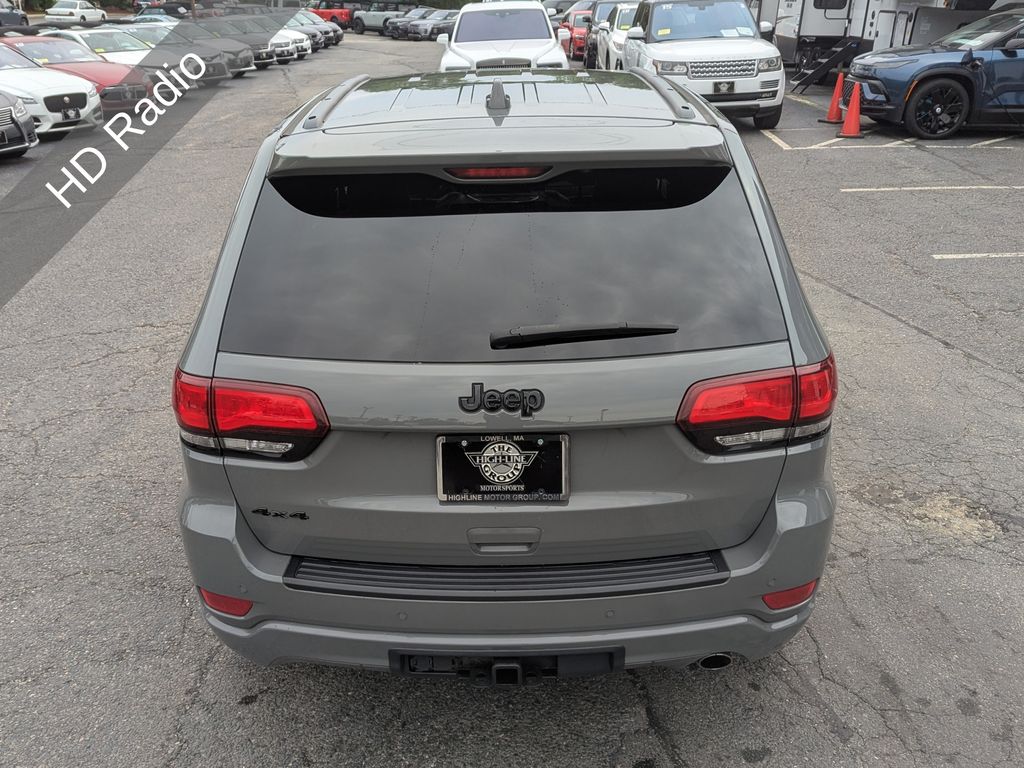 2020 Jeep Grand Cherokee Altitude - Photo 10