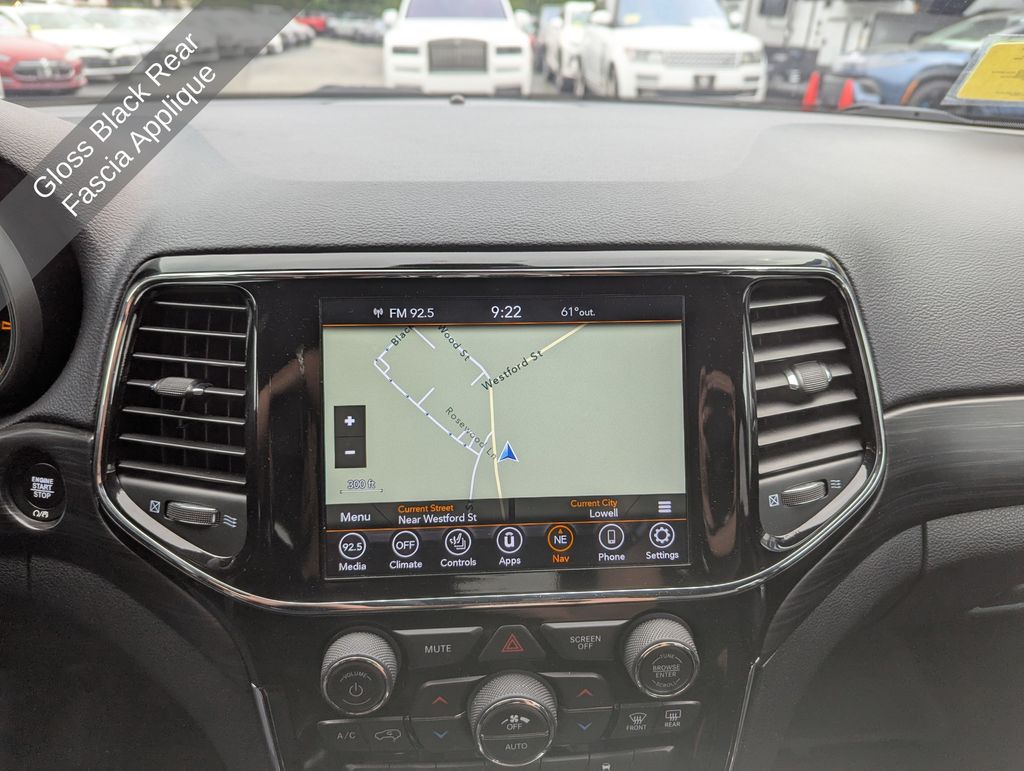 2020 Jeep Grand Cherokee Altitude - Photo 26