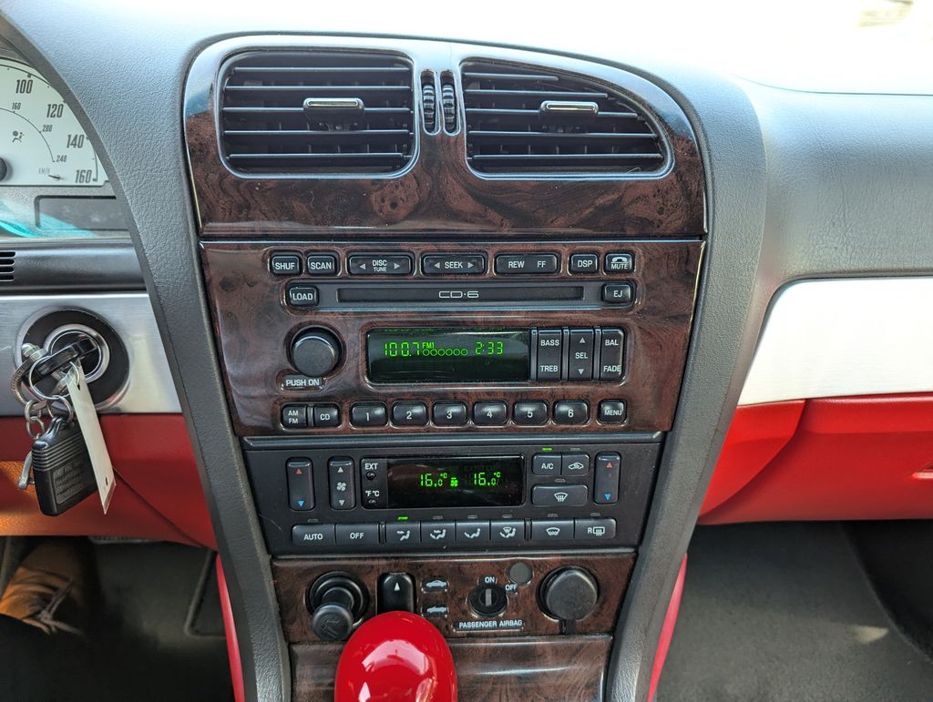 2002 Ford Thunderbird Premium - Photo 29